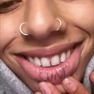 Meet your Posher, Rue